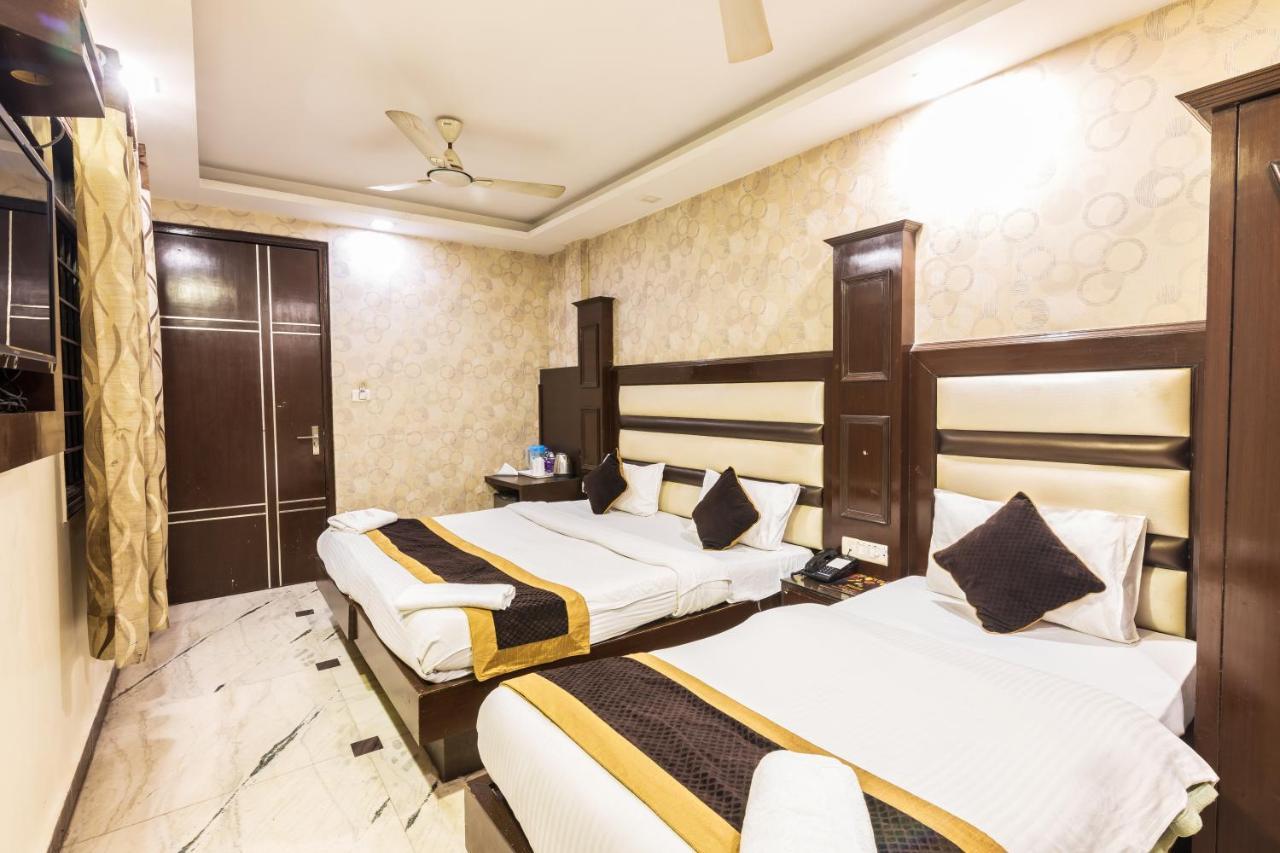 Hotel Grand Shyam- In Front Of New Delhi Railway Station-Couple Friendly 뉴델리 외부 사진