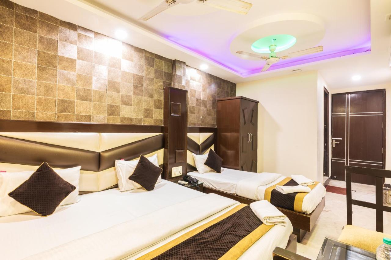 Hotel Grand Shyam- In Front Of New Delhi Railway Station-Couple Friendly 뉴델리 외부 사진